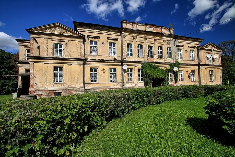 Pałac w Zbójnie