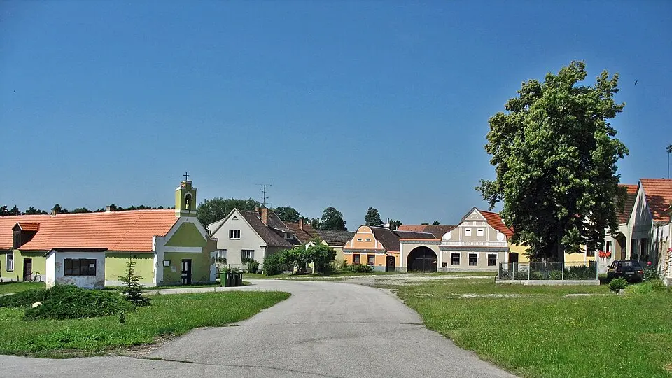 Obrázek: Dingoa · CC BY-SA 3.0 Zbudov