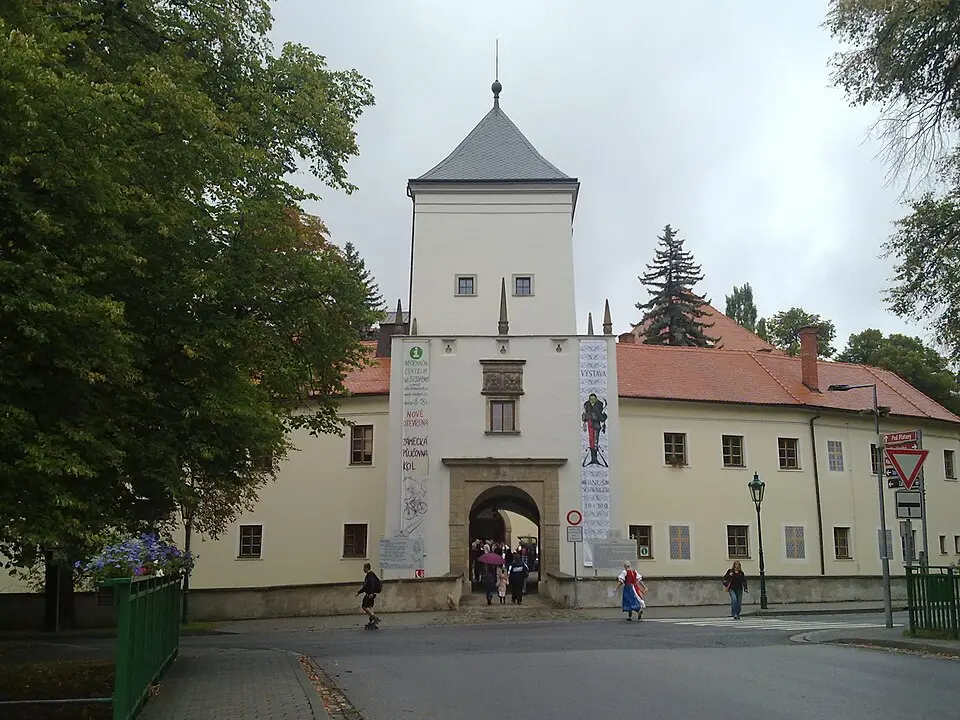 Bild: Sir lamoid · CC BY-SA 3.0 zámek Bystřice pod Hostýnem