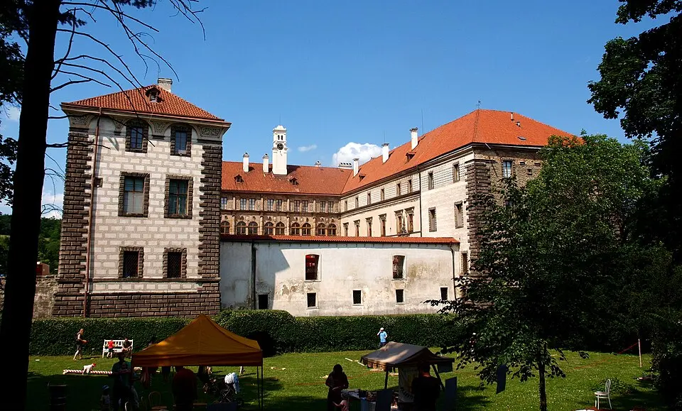 Schloss Nelahozeves