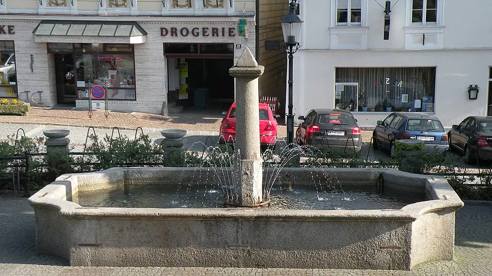 Brunnen