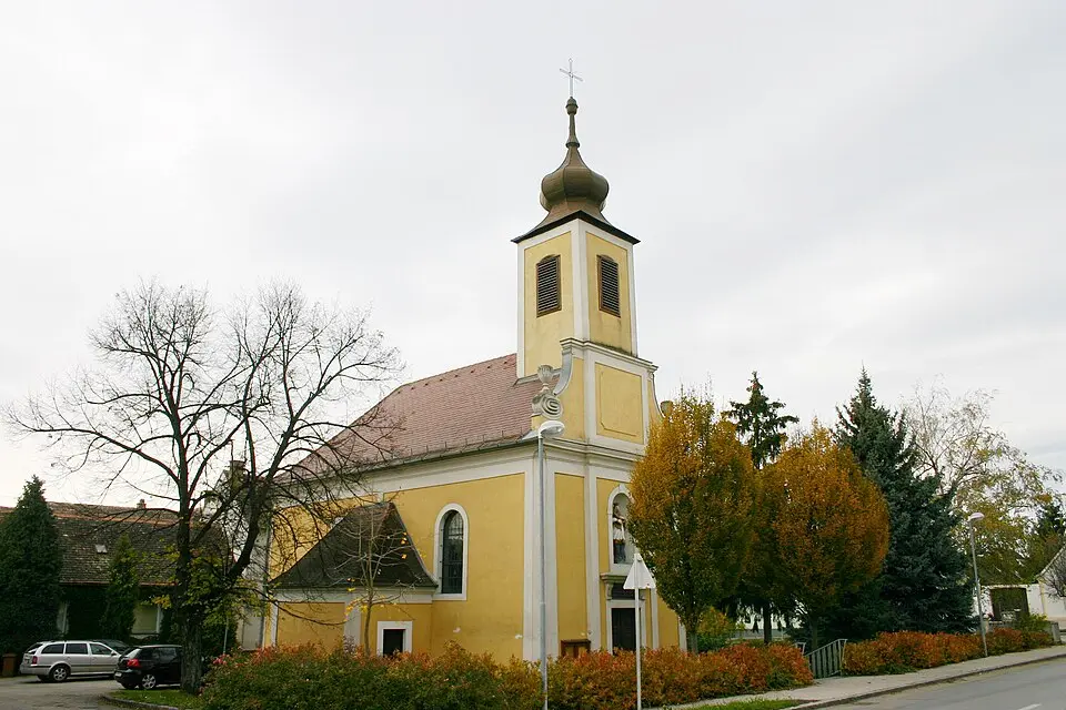 Image: Steindy 00:16, 1. Nov. 2008 (CET). Original uploader was Steindy at de.wikipedia · CC BY-SA 2.0 DE Kath. Filialkirche hl. Michael