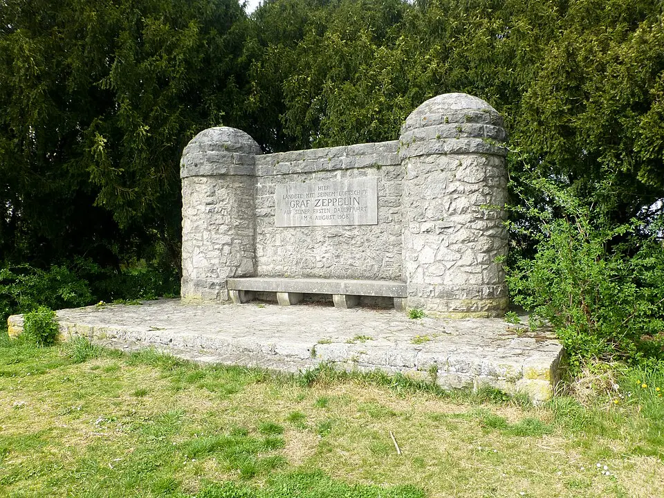 Zeppelindenkmal