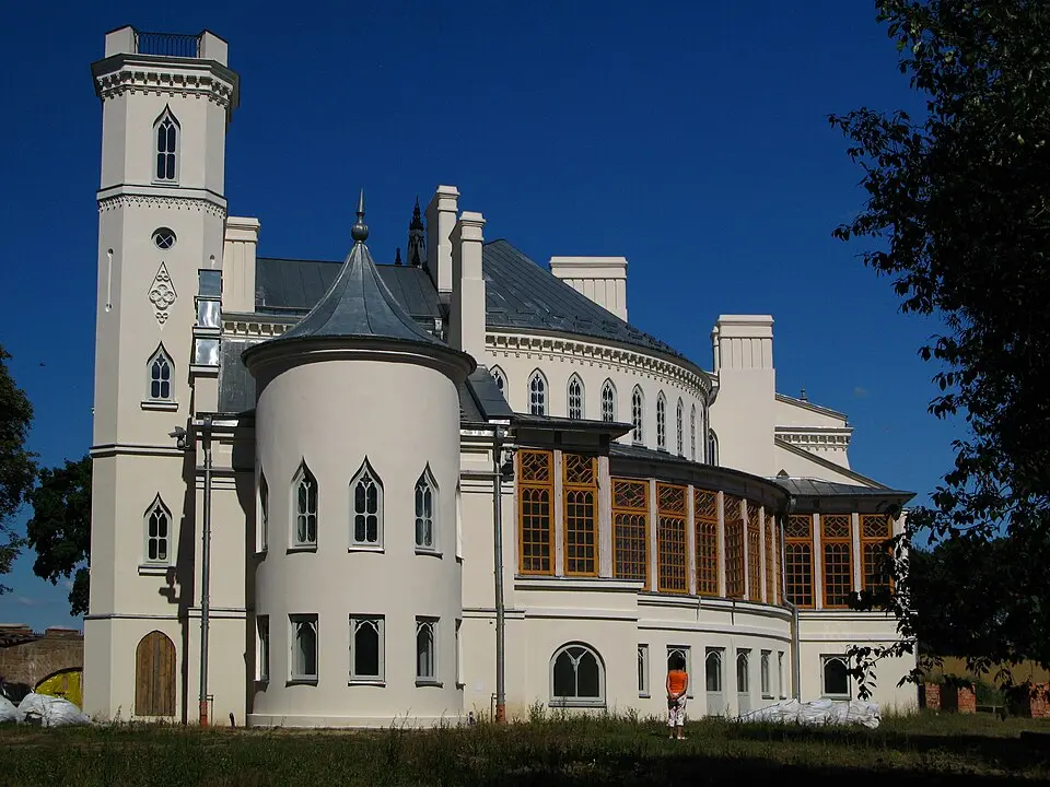Pałac (dec.: dwór) w Patrykozach