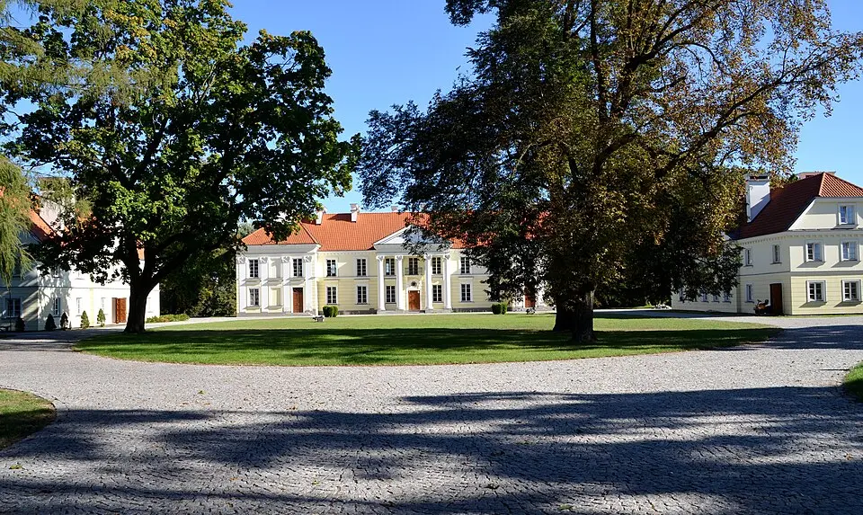 Zespół pałacowy, 3 Maja 65 w Wyszkowie