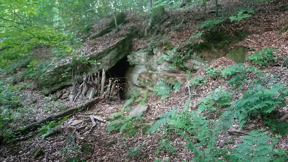 Image: Granpar · CC BY 3.0 Zigeunerhöhle SE von Heppdiel