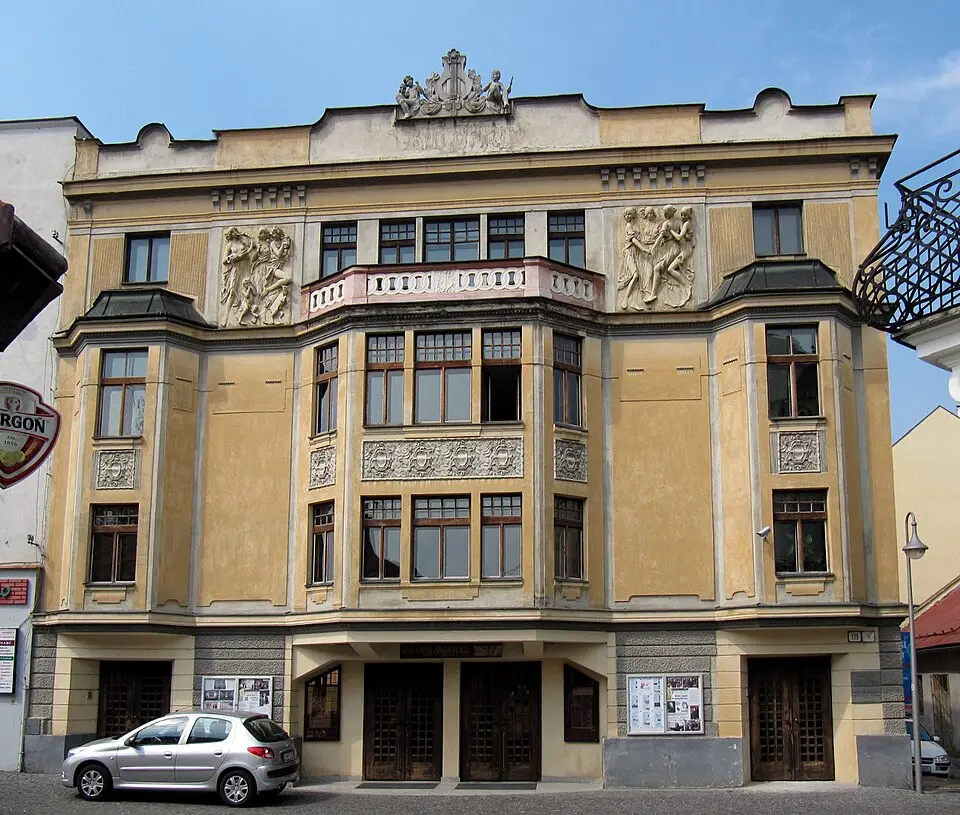 Grand Bio Univerzum