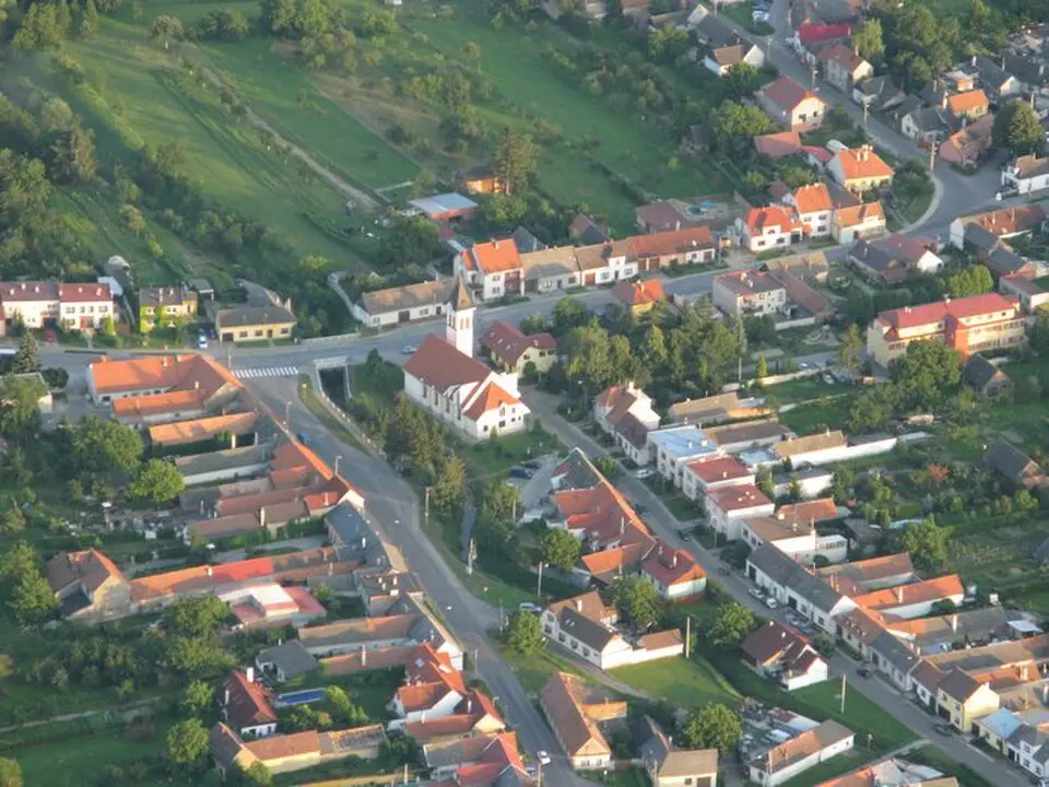 Obrázok: Radluk · Public domain Zlechov