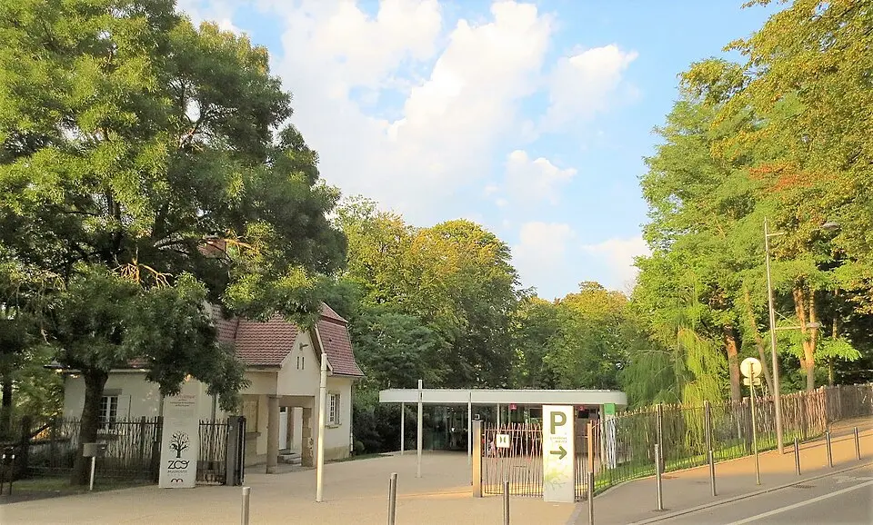 Image: Arnaud 25 · CC BY-SA 3.0 Parc Zoologique et Botanique de Mulhouse