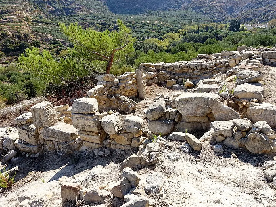 Μινωική έπαυλη Ζου