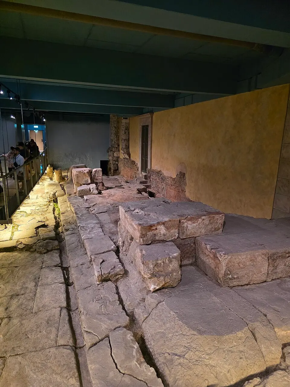 Bath, The Temple of Sulis Minerva (precinct)