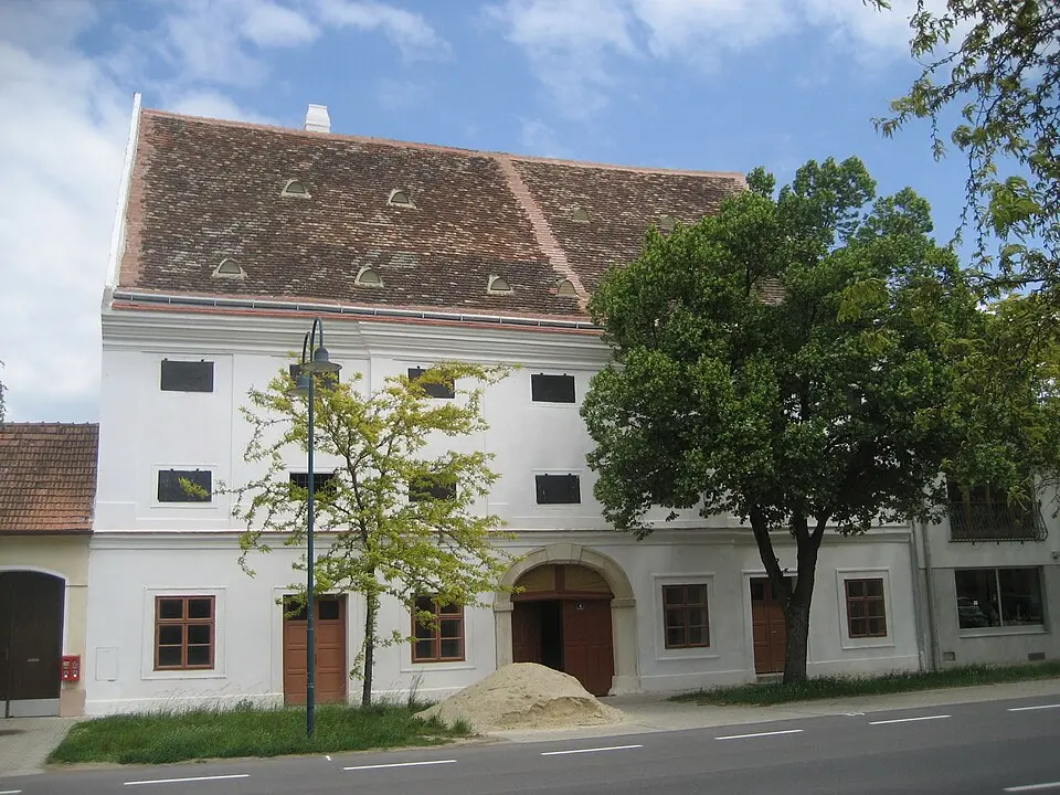 Image: Priwo · Public domain Ehemaliges Konventhaus