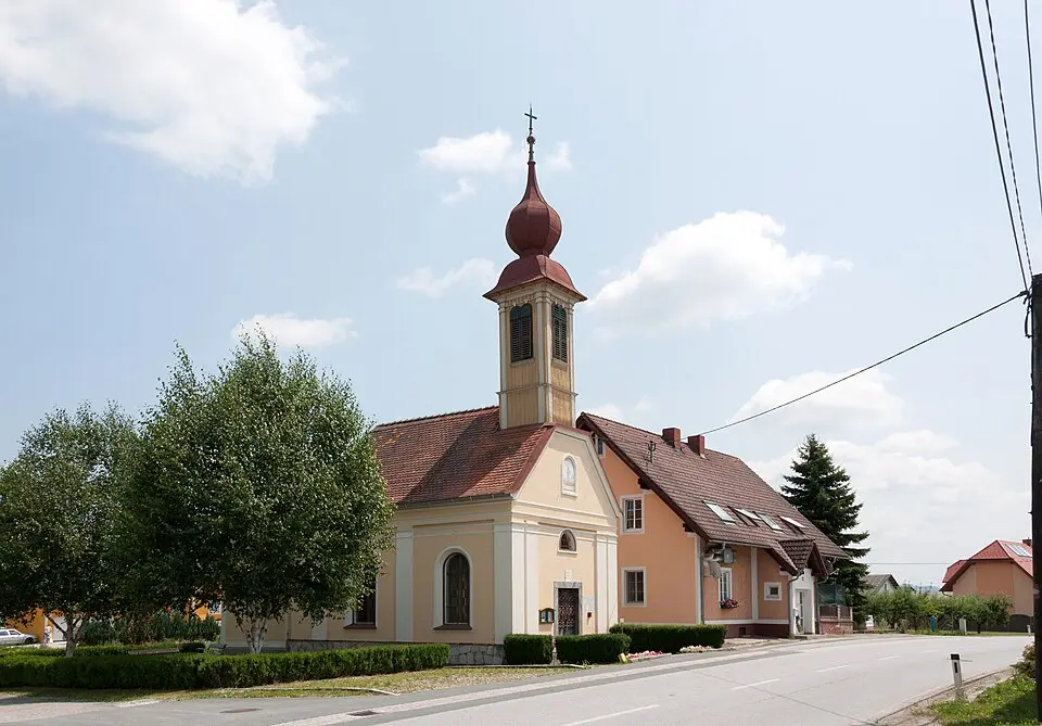 Obrázok: Isiwal · CC BY-SA 3.0 AT Ortskapelle Dietersdorf