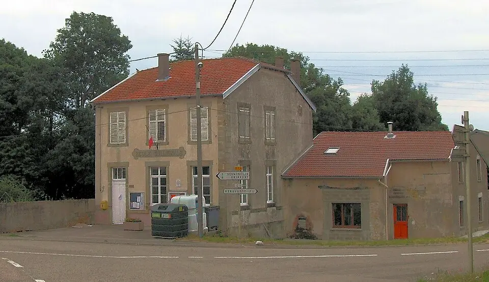 Image: Rauenstein · CC BY-SA 3.0 Battexey