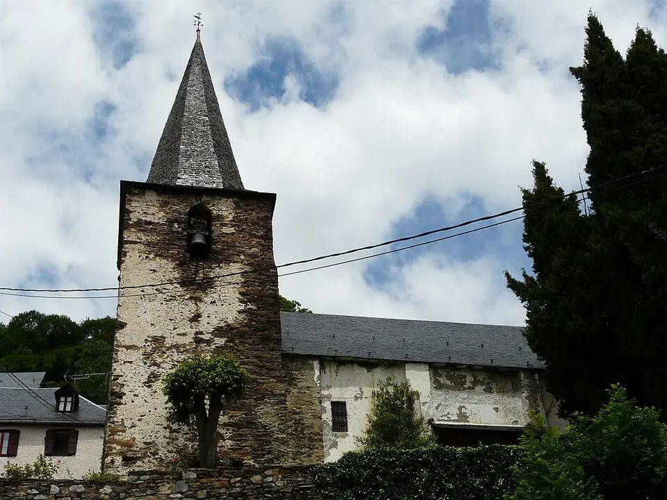 Iglesia de San Pedro ad Vincula (Bausén)