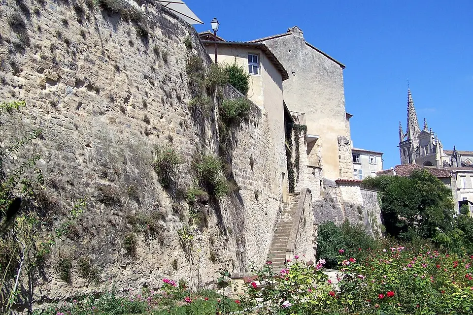 enceinte de Bazas