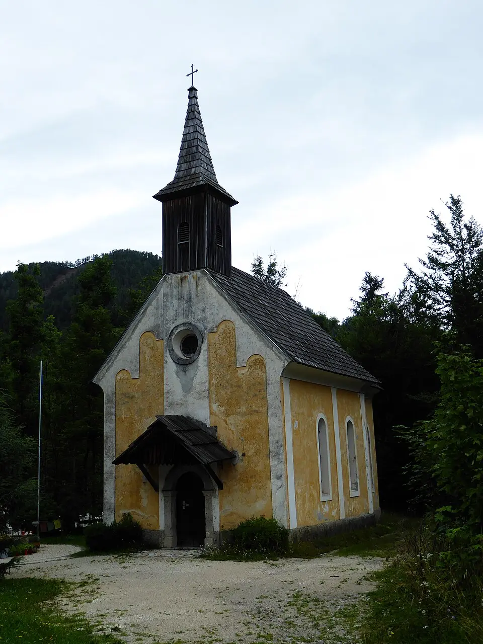 Kath. Pfarrkirche, (Ehem. Pfarr-)Kirche hl. Michael
