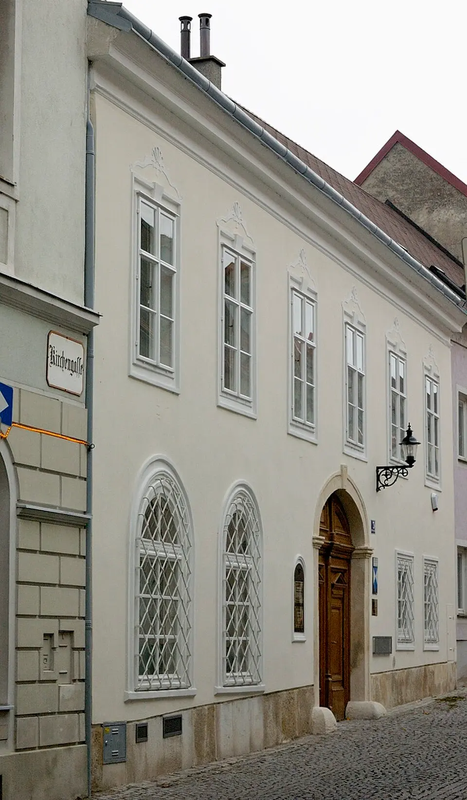 Bild: Doronenko (talk) · CC BY-SA 3.0 AT Bürgerhaus Zum schwarzen Adler