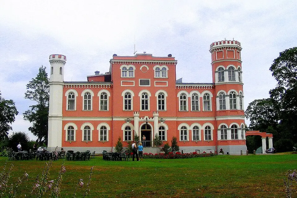 Muižnieka dzīvojamā ēka