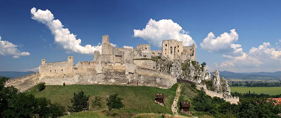 Beckov Castle