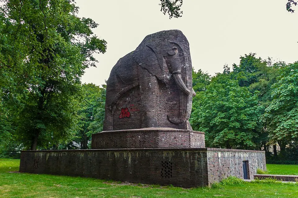 Image: Matthias Süßen (talk) · CC BY-SA 3.0 Freie Hansestadt Bremen
