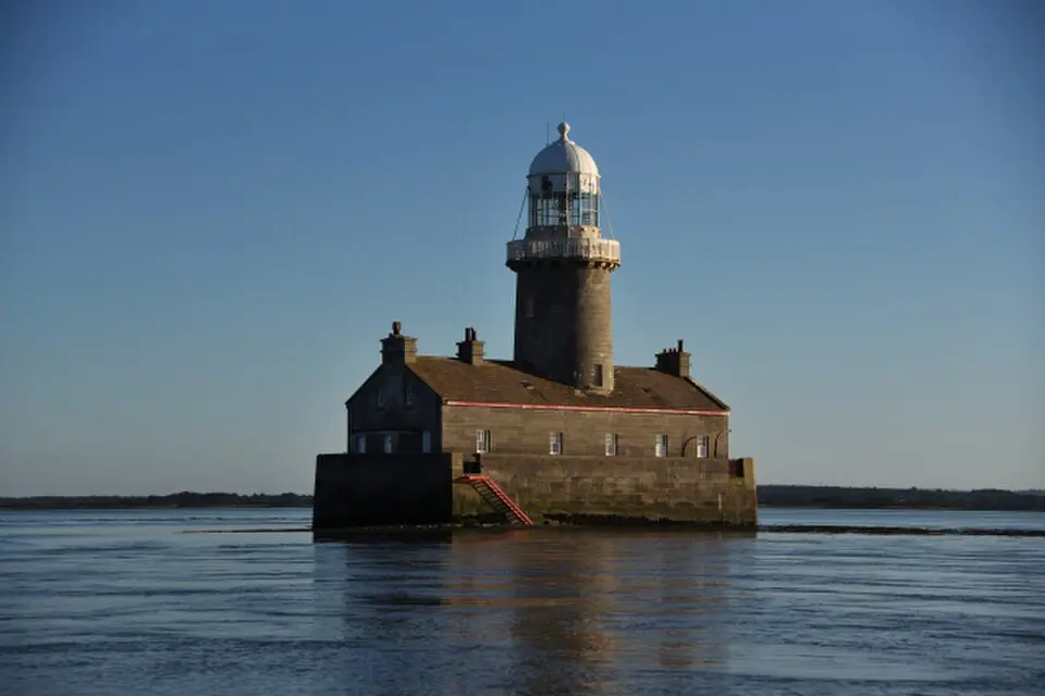 Obrázok: MikaLaureque · CC BY-SA 4.0 Beeves Rock Lighthouse