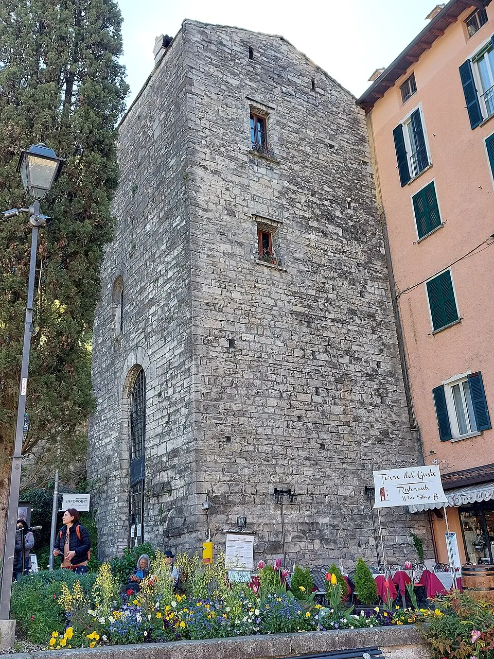 Slika: Ysogo · CC BY-SA 4.0 torre medievale