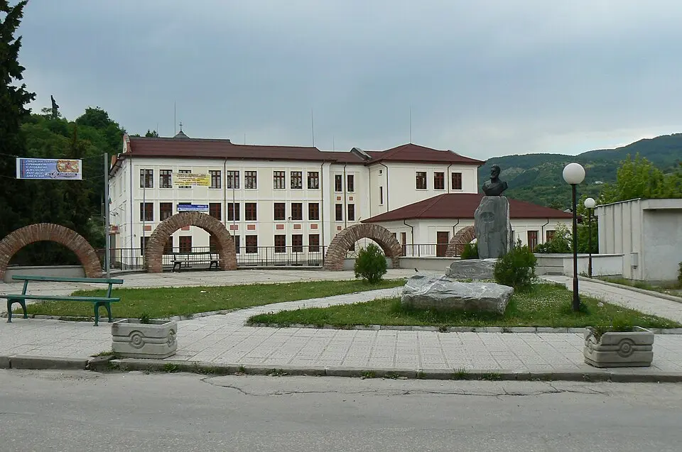 Белово