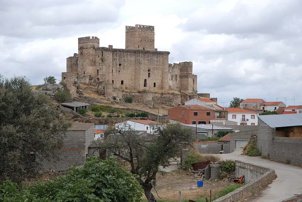 Obrázek: Lito Encinas · CC BY-SA 3.0 Belvís de Monroy