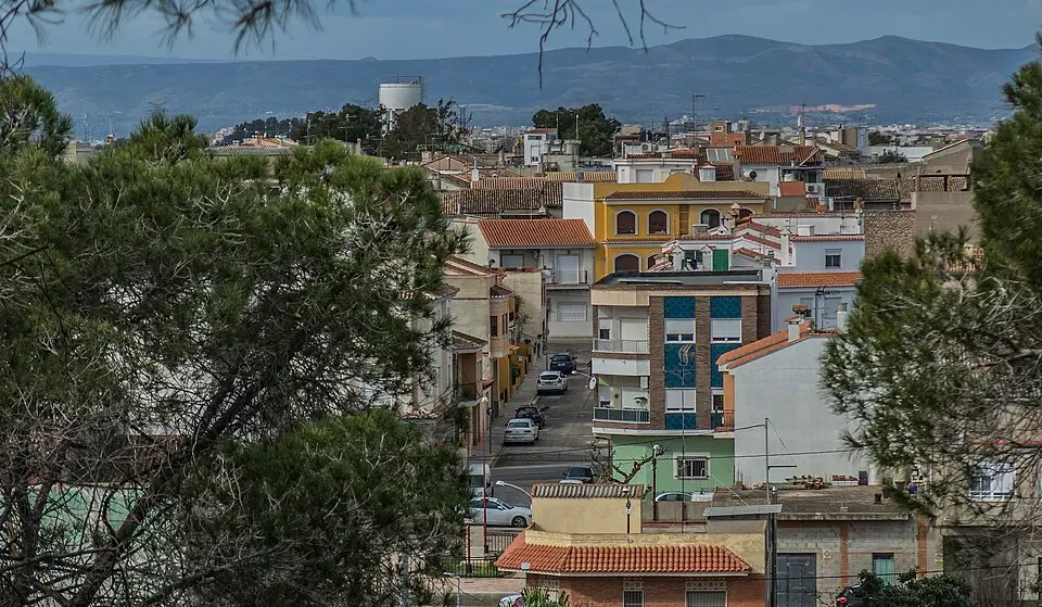 Image: Vicenç Salvador Torres Guerola · CC BY-SA 3.0 Benicull de Xúquer