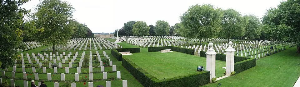 Cimetière militaire canadien de Bény-sur-Mer