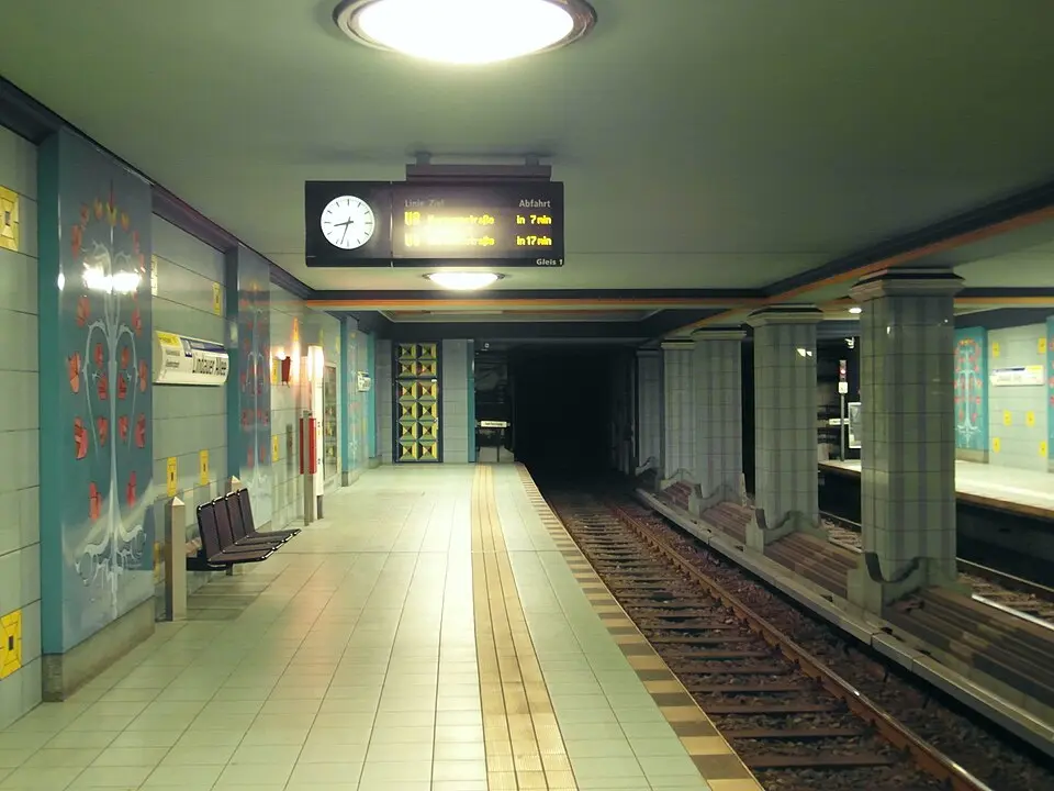 U-Bahnhof Lindauer Allee