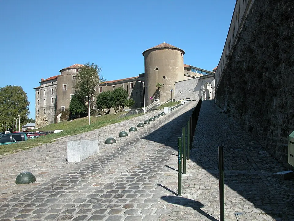 château-Neuf