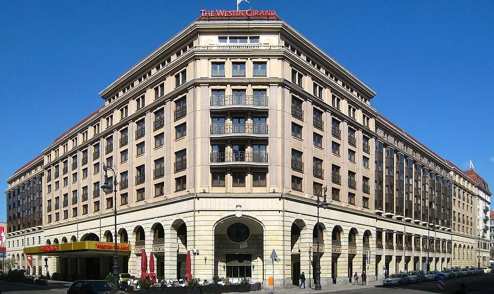 Image: Jörg Zägel · CC BY-SA 3.0 Westin Grand Berlin
