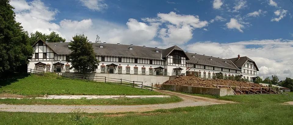 Bauernhof (Anlage) ehem. Rinderstall für die Ökonomie