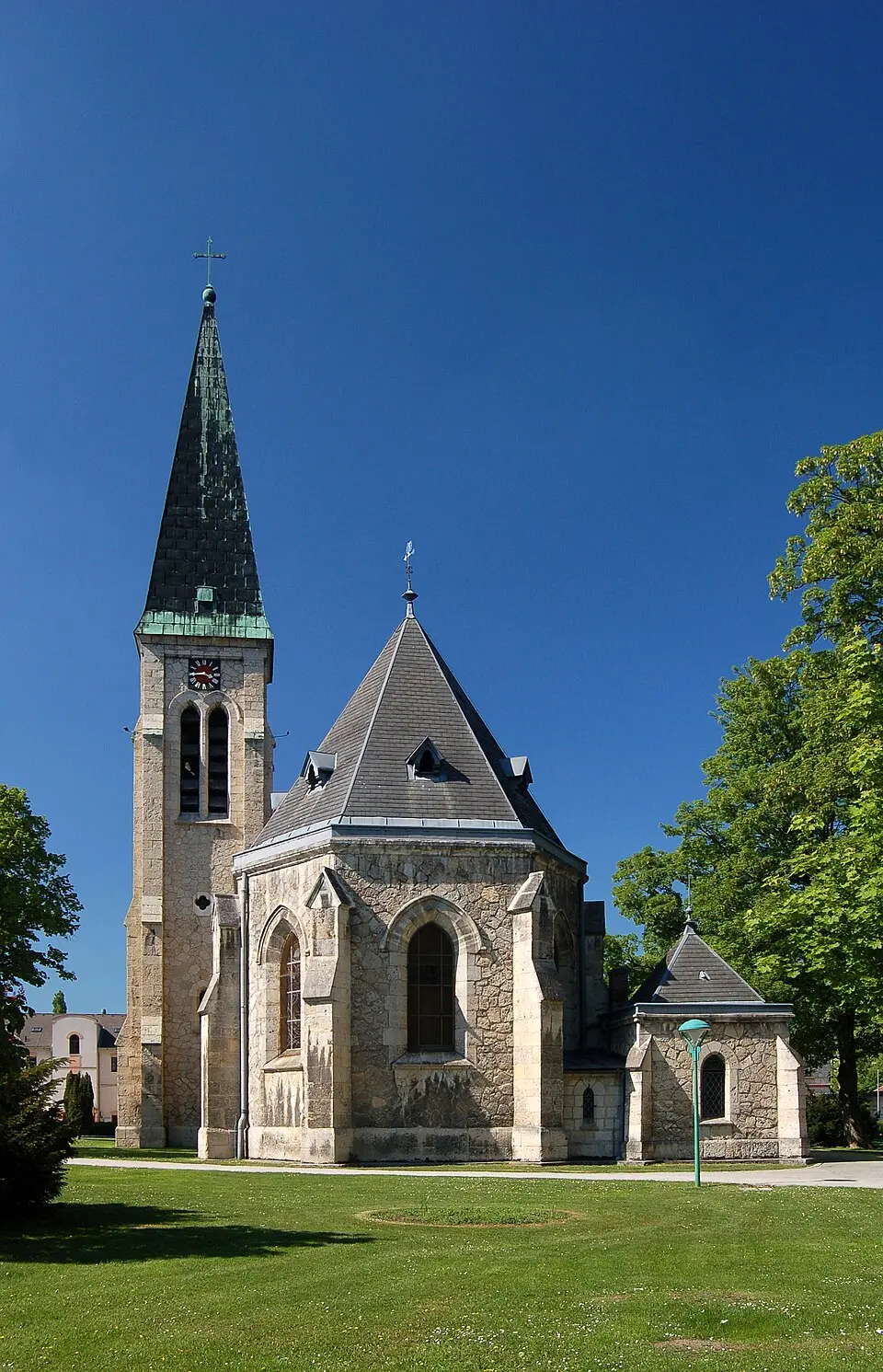 Kath. Filialkirche Mariae Himmelfahrt