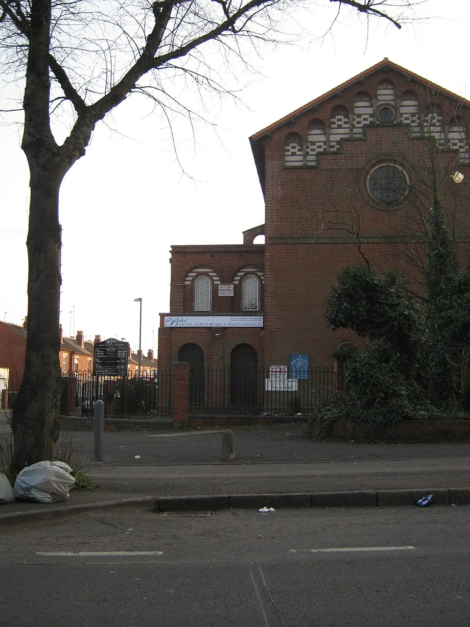 Obrázok: Michael Westley · CC BY-SA 2.0 St Gregory the Great's Church, Small Heath