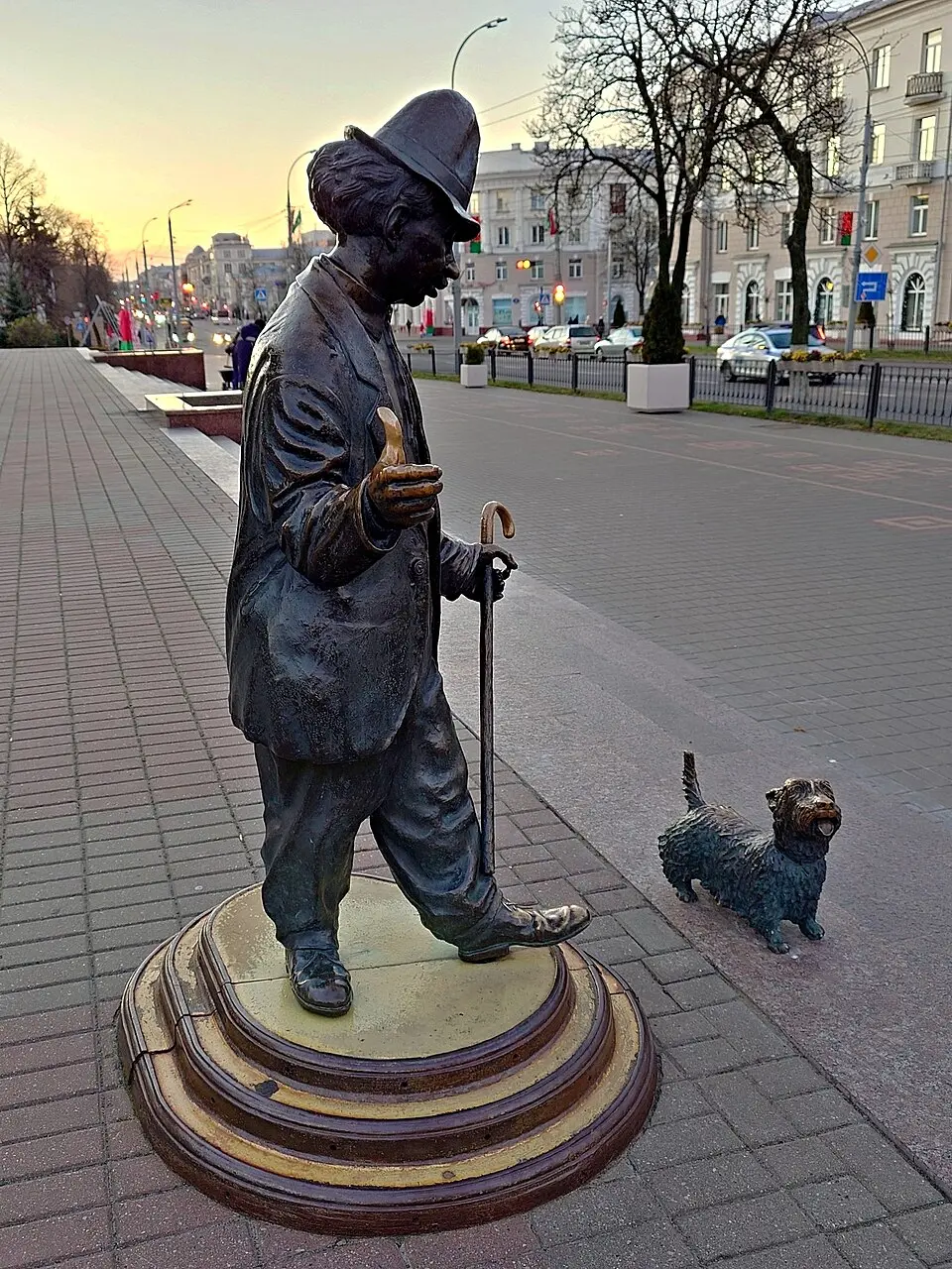 Karandash monument in Homieĺ