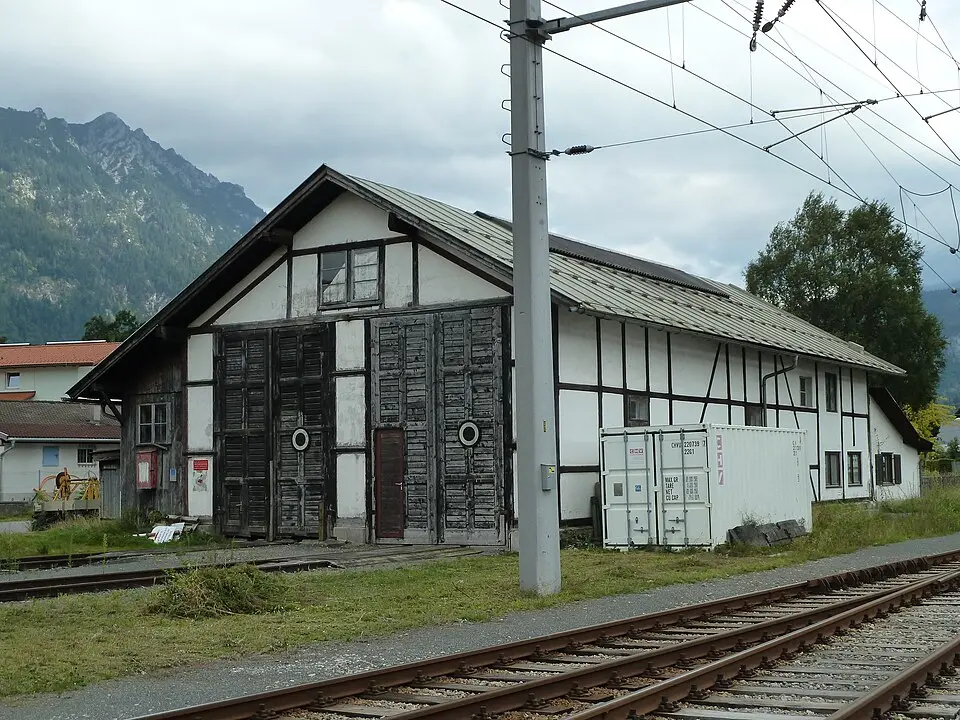 roundhouse on the southern side  of Reutte railway station