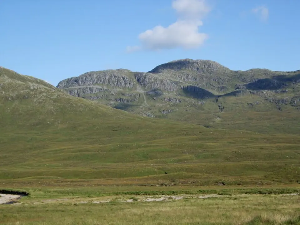 Bidein a’ Choire Sheasgaich