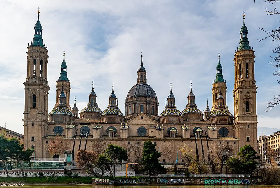 Image: Rab Lawrence · CC BY 2.0 basilique Notre-Dame-du-Pilier de Saragosse