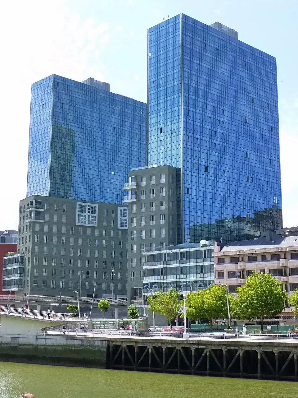 Isozaki Atea