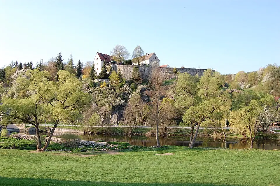 Image: Alois Köppl, Gleiritsch · CC BY-SA 3.0 Burg Stein an der Pfreimd