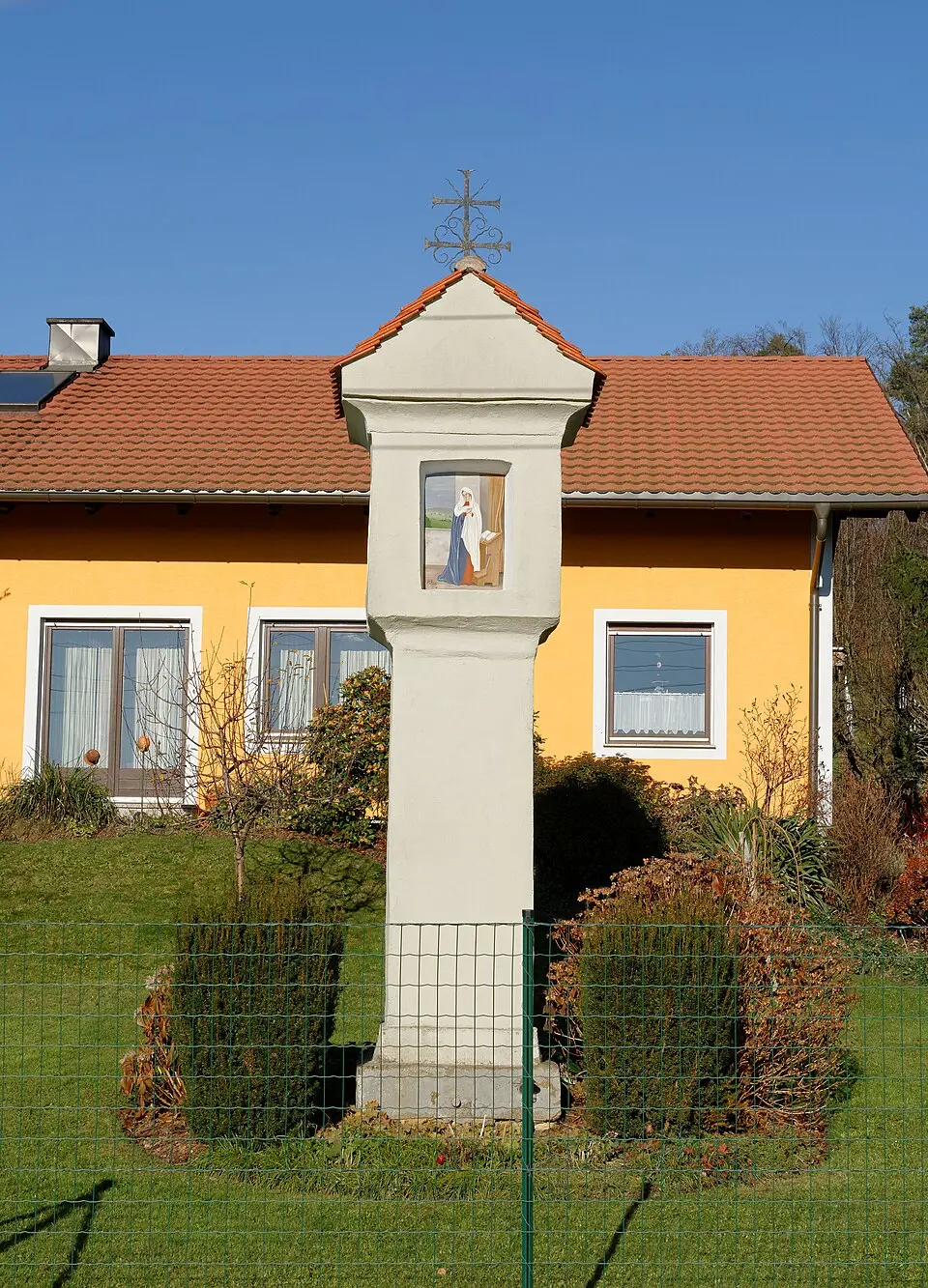 Bild: Robert Heilinger · CC BY-SA 3.0 Wegsäule