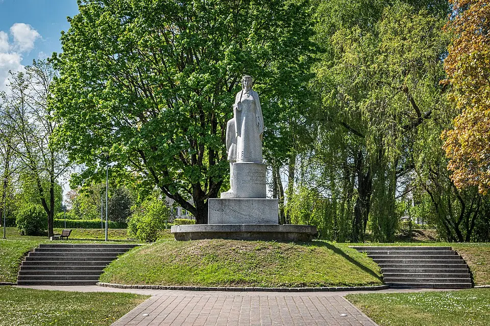 Dobeles atbrīvošanas piemineklis