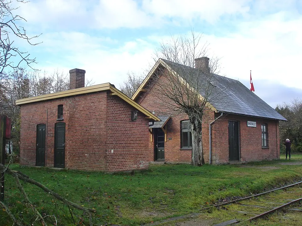 Bindeballe Station