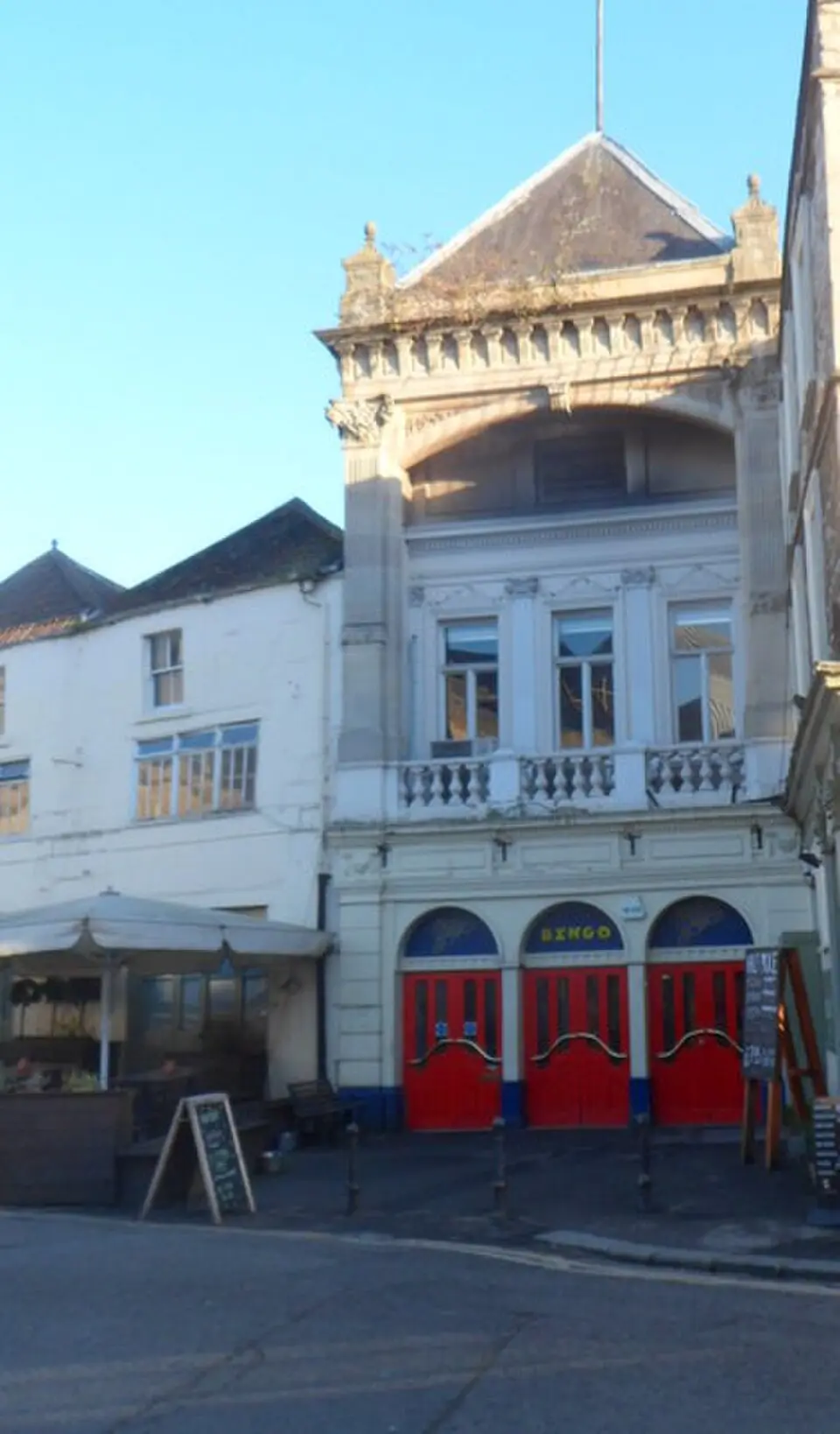 Obrázok: Jaggery · CC BY-SA 2.0 Palace Theatre