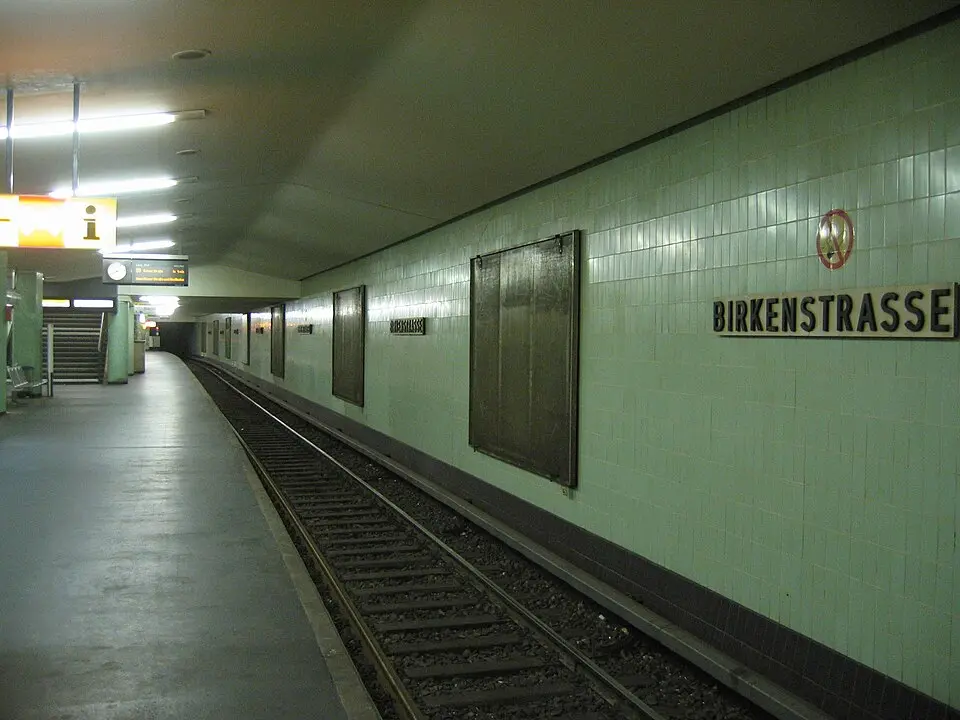 U-Bahnhof Birkenstrasse