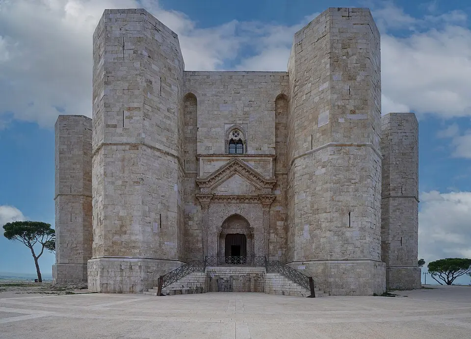 Kép: ParisTaras · CC BY-SA 4.0 Castel del Monte