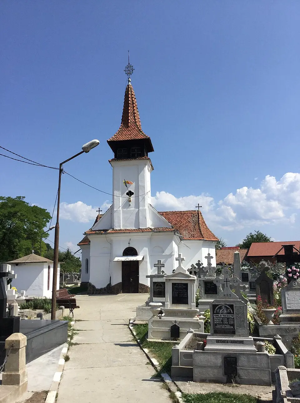 Obrázek: Biruitorul · CC0 Biserica „Nașterea Maicii Domnului”